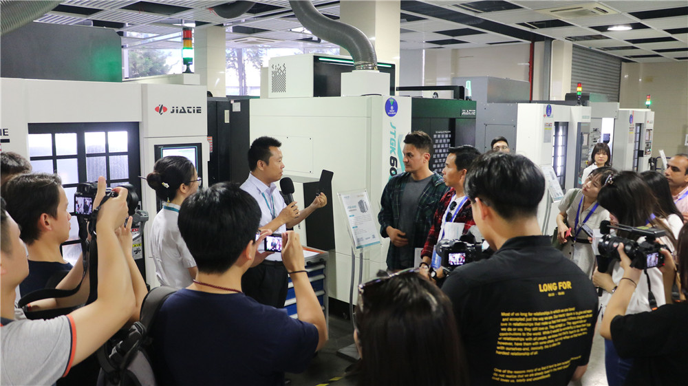 ��ϳ���㶫HG��Ѷ